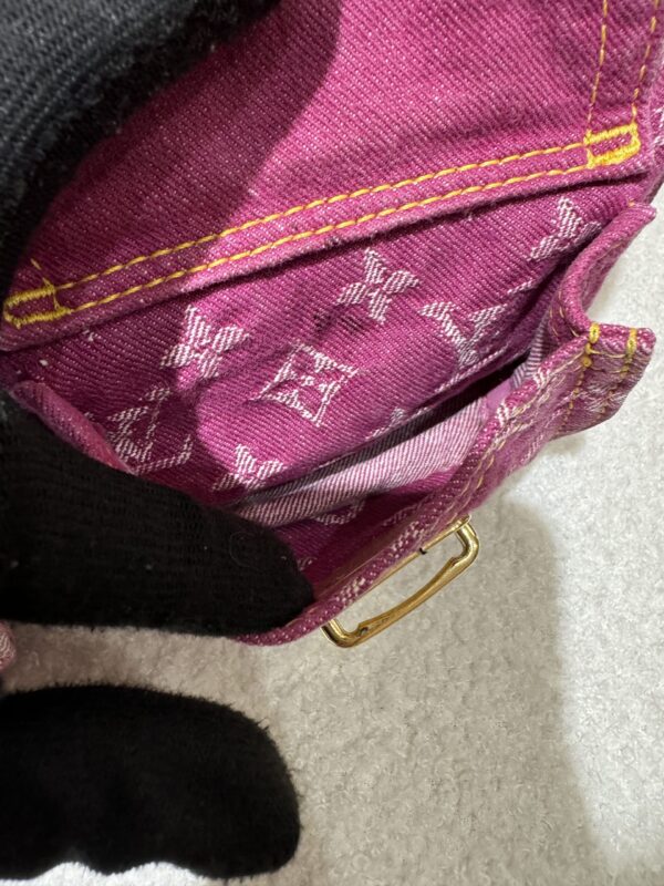 【LV】粉色牛仔曼哈頓手提包